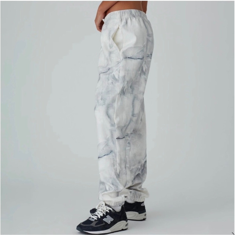 E4 Kith Williams III Marble Print Sweatpants Grey White Fleece Joggers XS
